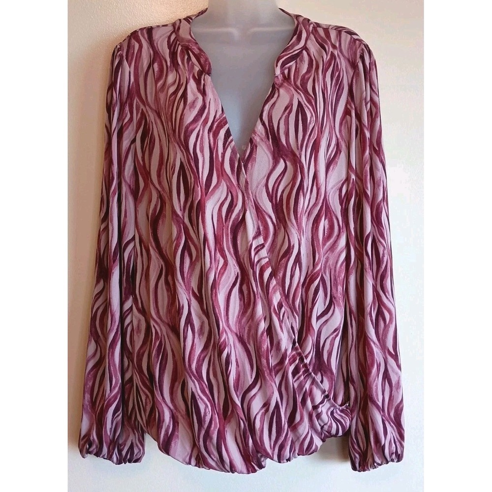 Susan Graver XL Pink Abstract Wavy Print Surplice Wrap Top Blouse Stretch Chic